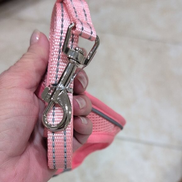 Pink Dog Harness And Leash New Without Tags - Picture 6 of 8